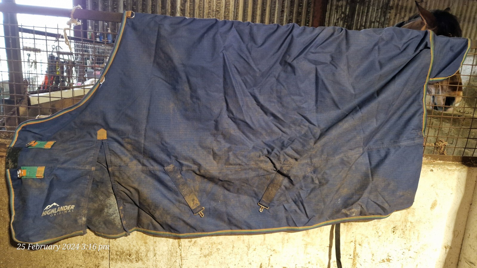 6 horse Rugs Joblot Includes Postage (FALPRO/COLIN COOK/RAMBO/SHIRES