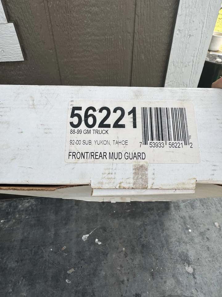 Guardabarros trasero Husky personalizados aptos para 88-99 C1500/K1500; 88-00 C2500/K2500 negro Foto 2 de 4