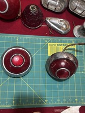 1952 Pair Pontiac Tail Light Assembly Guide R2-52 With Rubber Gaskets