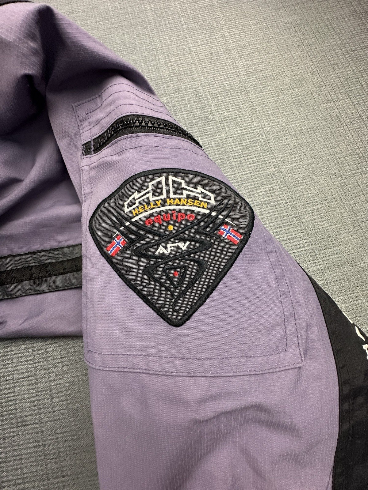 Helly Hansen Jacket Equipe Tech Snowboarding Ski … - image 2