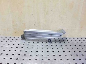 BMW X3 F25 Kotflügelhalter vorne rechts 2.0 Diesel 135kw 2011 32153643