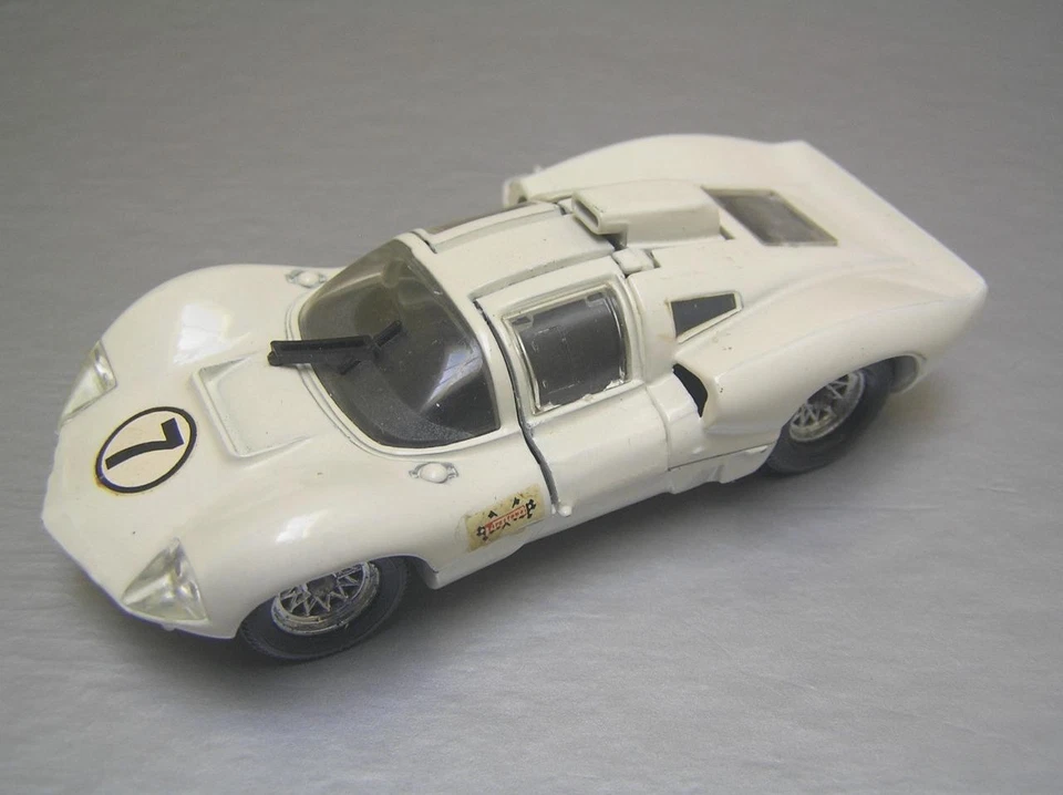 Solido 153 Chaparral 2D Le Mans racer made in France 1/43 Mint Condition - Image 2 of 4