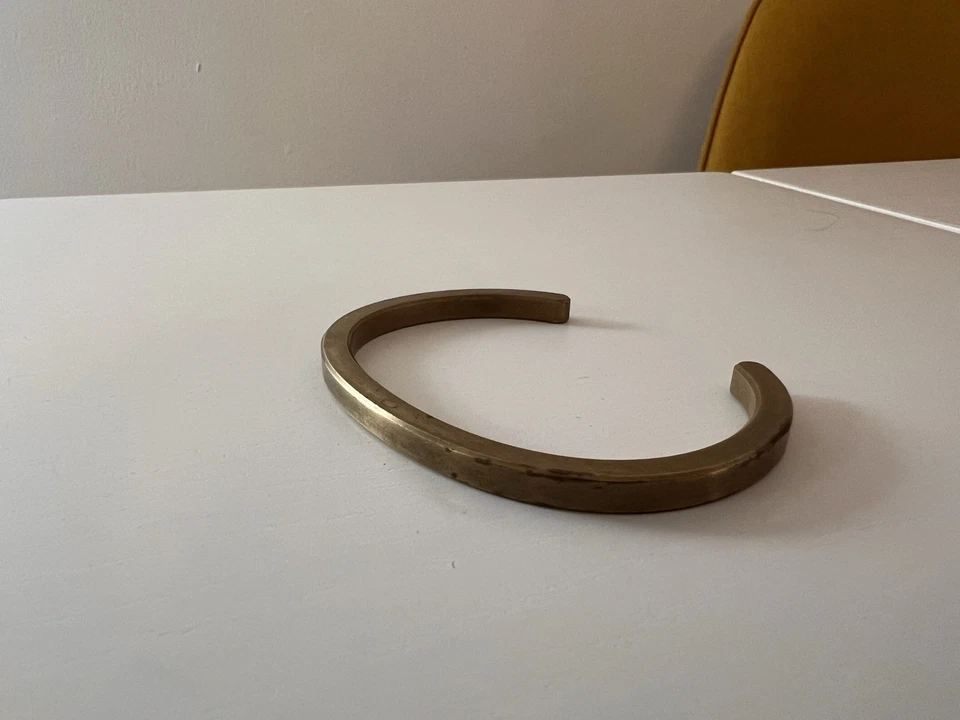 Brazalete de latón para hombre o mujer con algunos rasguños/carácter Foto 3 de 4