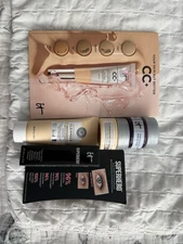 It Cosmetics 5 Piece Kit Confidence Cleanser and cream, barrier boost, mascara +