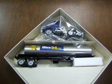 VTG Winross Sunoco Ultra 94 Octane Truck Tanker 1/64 Diecast 1988 Ford CL9000