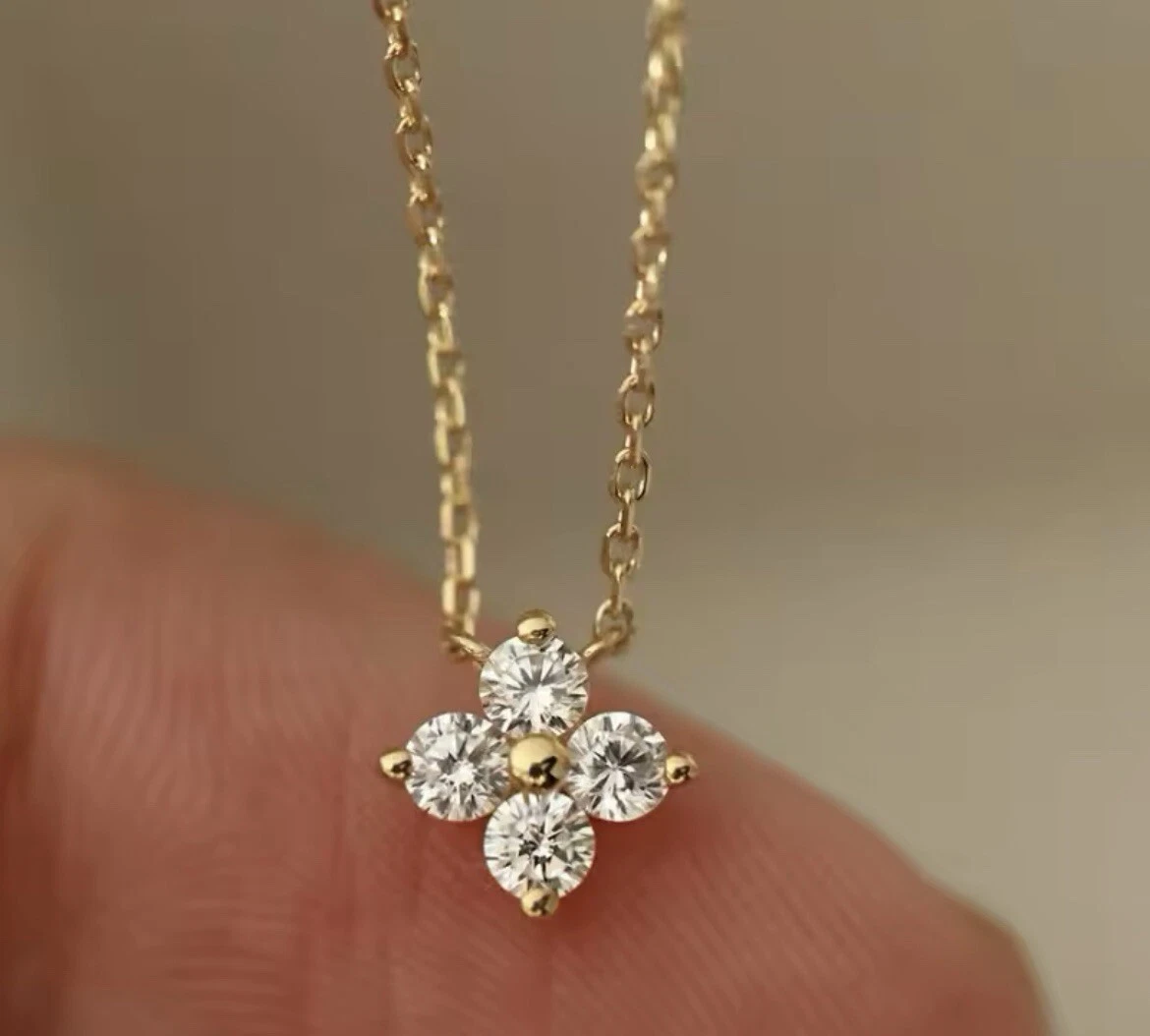 VALENTINO Collana in argento 925 placcato oro 18 kt con diamanti e fiori chiodi di garofano