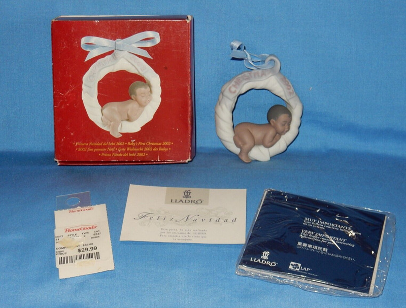 Lladro 2002 Baby's First Christmas African American Baby in Wreath Ornament Box