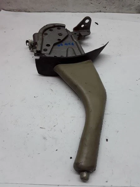 EMERGENCY HANDLE BRAKE TAN 2002 INFINITI QX4 QX-4 S-40P - Image 2 of 3