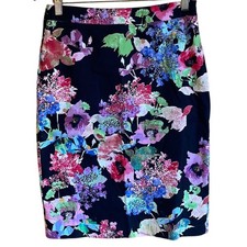 Colorful floral pencil skirt