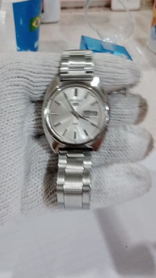 Vintage men's watch 1969 Seiko 5 DX 6106-8420 Automatic 25 Jewels