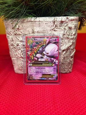 M Mewtwo EX 64/162 Breakthrough Holo - NM or Better
