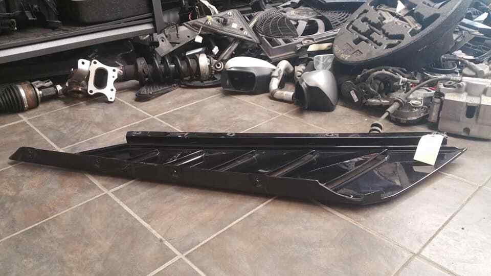 VENT GRILLE DRIVER SIDE REAR LAMBORGHINI HURACAN 4T0827950