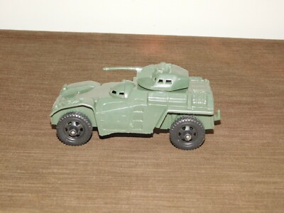 #ad VINTAGE TOY 6quot; LONG PP CO PLASTIC TANK $37.49