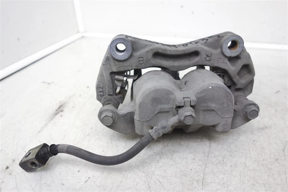 Pinza de freno delantera derecha para pasajero Infiniti G35 2007-2008 tracción trasera OEM 41001-EG50A Foto 2 de 4