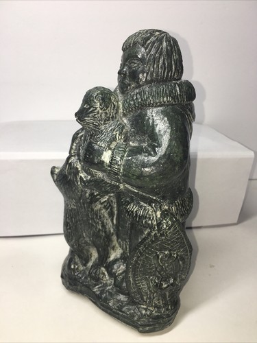 El Lobo Esculturas Piedra Esquimal con Perro y Cachorro Hecho a Mano en Canadá De Colección 8" - Imagen 4 de 9