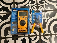 IDEAL 61-337 600v Auto Ranging Multimeter w/NCVT & Temperature & T Wire Stripper