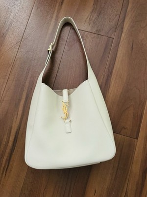 Saint Laurent Le 5 À 7 Supple Small Hobo Shoulder Bag Crema Soft, Adjustable