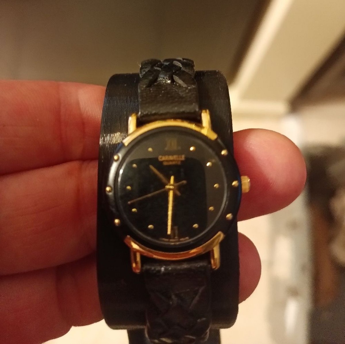 Carvelle by Bulova black basket weave band leather women display picture 1