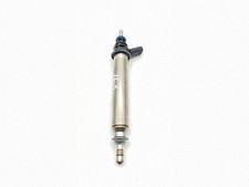 Injecteur Mercedes 207