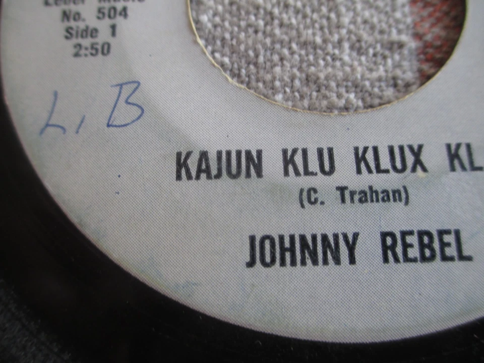 REB REBEL #504 : Johnny Rebel 45 RECORD "Looking for a Handout" / "Kajun" Good Foto 3 de 4