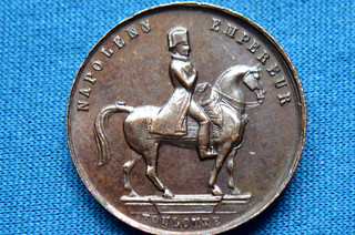 TOULOUSE. MEDAILLE. NAPOLEON EMPEREUR. PLACE LOUIS NAPOLEON. BRONZE. NEUVE !!!