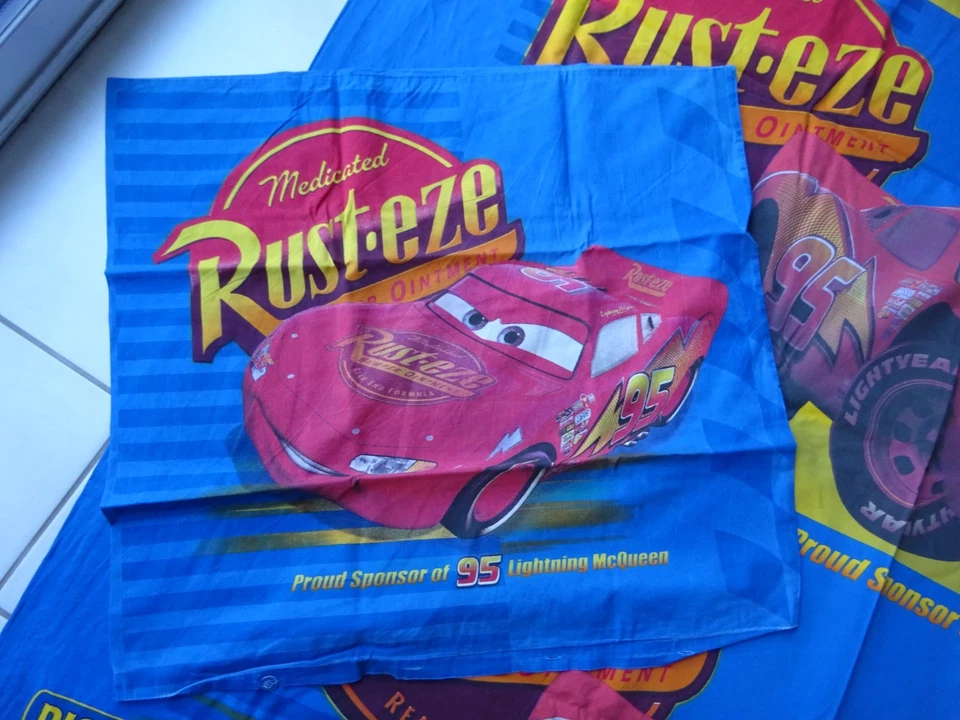 Parure de lit 1 personne Cars housse de couette 90X 190 cm en très bon état - Photo 2/2