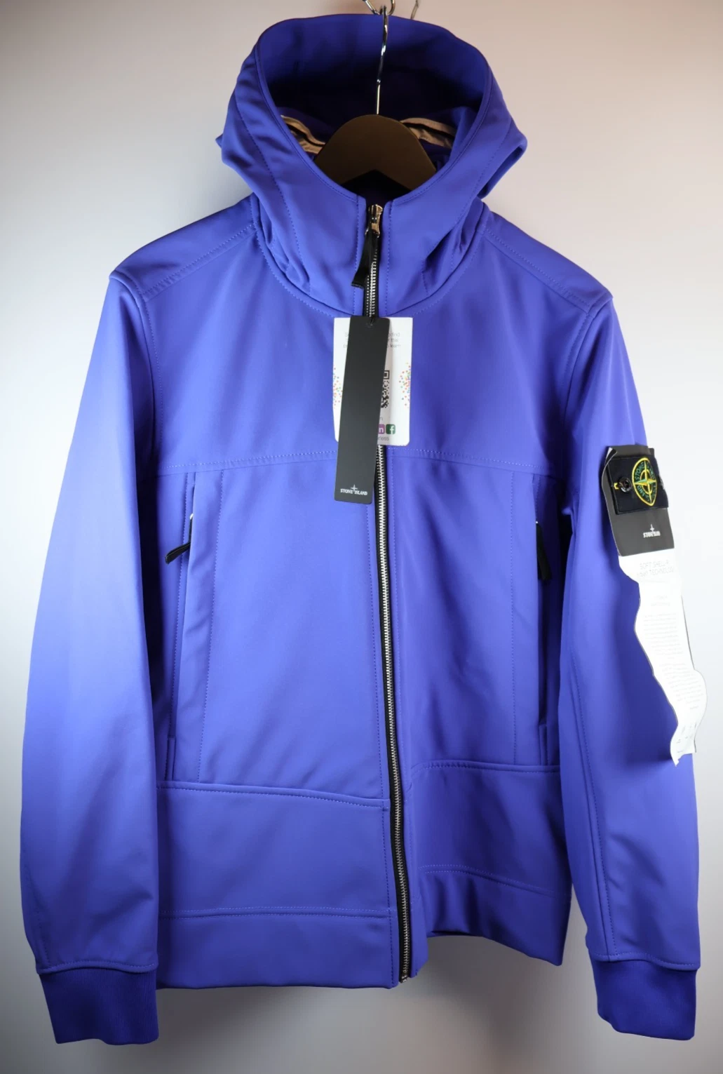 STONE ISLAND Soft Shell-R e.dye Technology Hooded Jacket (Blue, Size S) BNWT