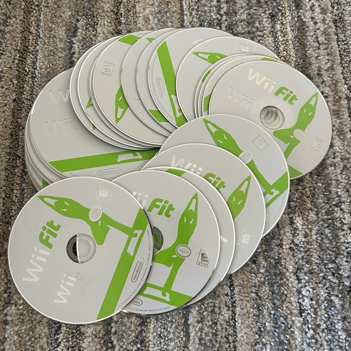 Wiifit　カセット DISC ONLY-- Wii Fit Wiifit (Nintendo Wii) Sports Lot Of 25 | eBay