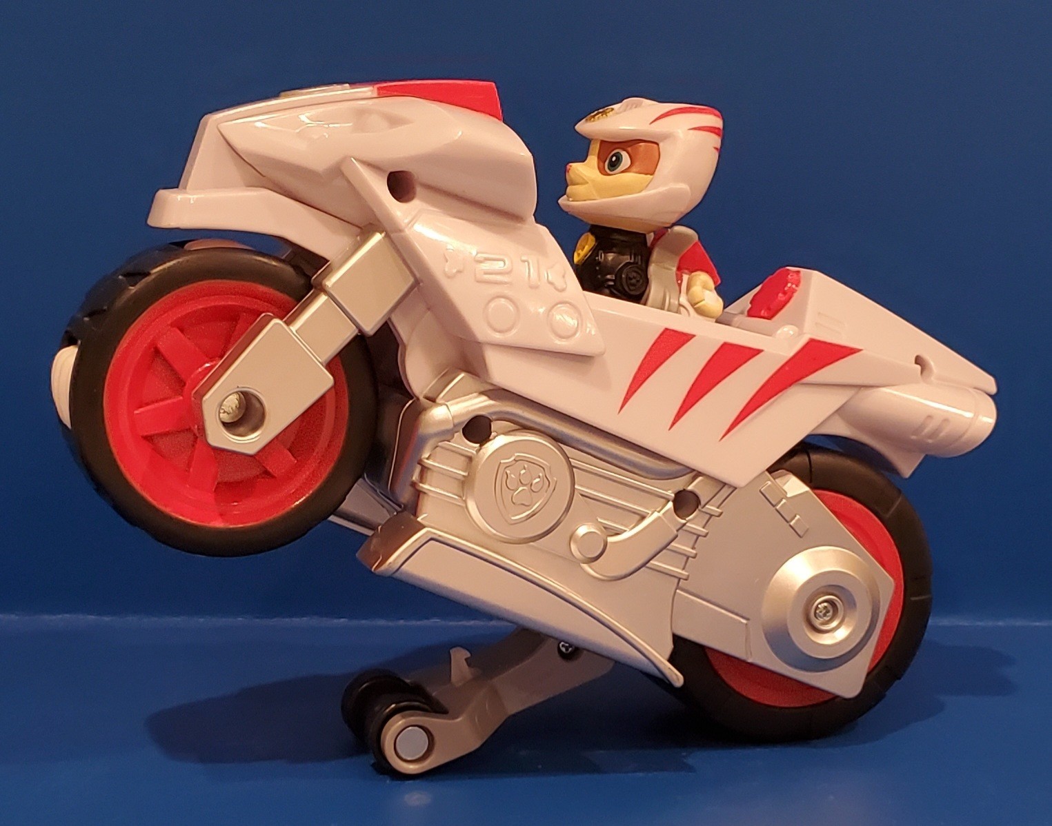 Paw Patrol Moto Pups Wildcat Deluxe Pull Back Motorcycle Vehicle And Figure