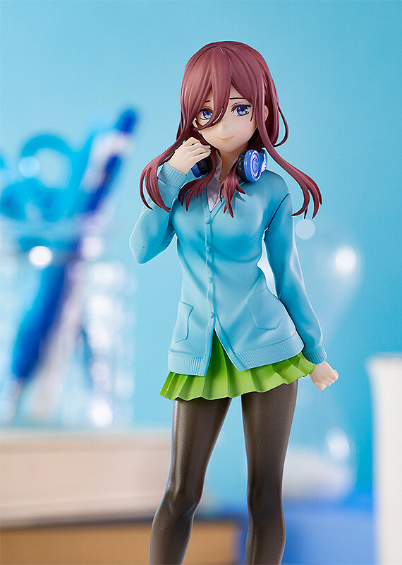 Good Smile Quintessential Quintuplets: Miku Nakano Pop Up Parade PVC Figure