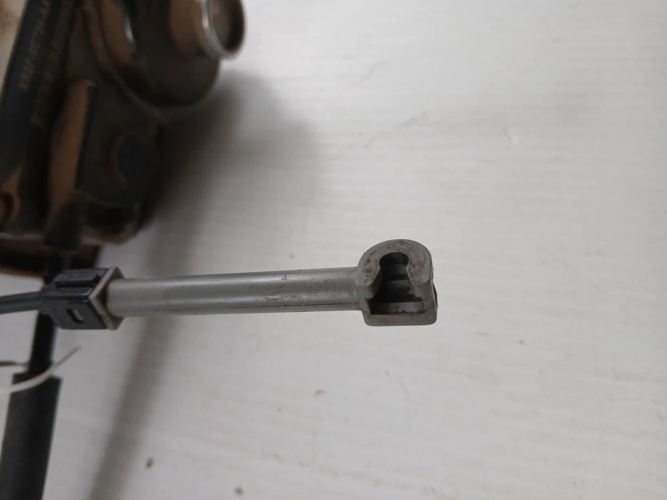 FORD AU FALCON FAIRMONT 6 CYL CRUISE CONTROL MODULE XR2F-9C734-AA 4LTR INTECH EN - image 2 of 4