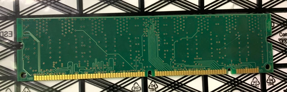 KINGSTON 128MB PC133 KTH-VL133/128 168-pin Non-ECC- PC Memory RAM - Image 2 of 2