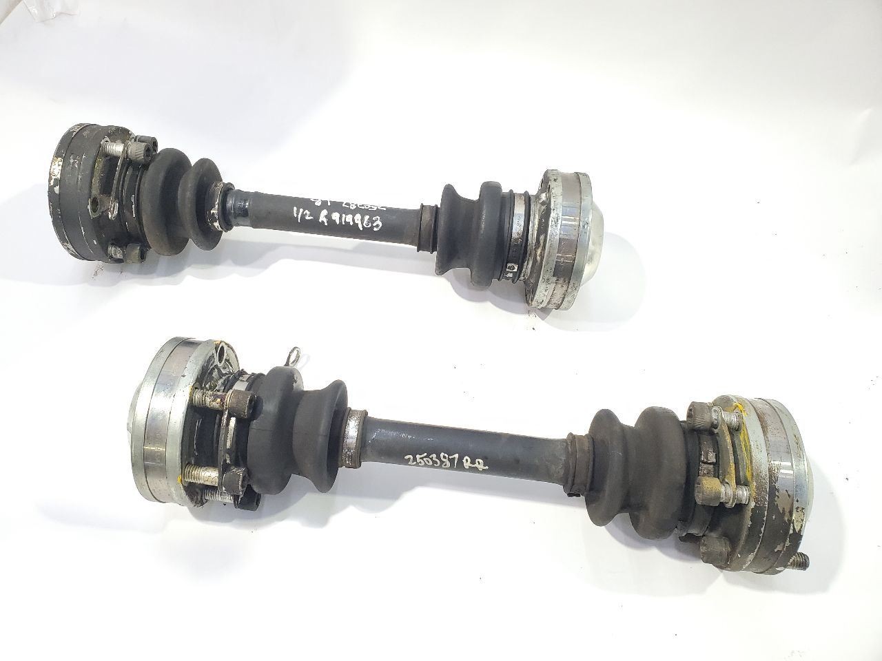 Bentley Turbo R 1991 Rear Left, right Axle shafts Pair