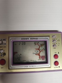 Snoopy Tennis. Wide Screen Nintendo Game & Watch SP-30