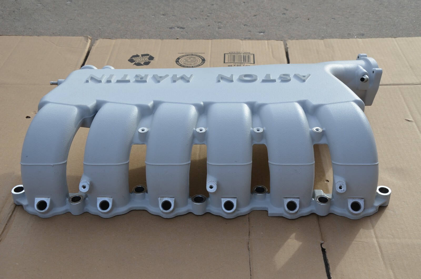 12-18 Aston Martin Vantage Vanquish Intake Manifold Left Side CD33-9424-BA AM310