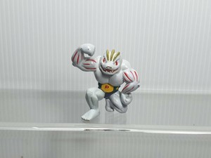 machoke figure