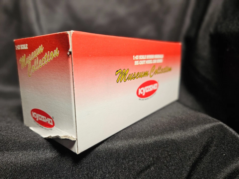 Kyosho Shelby Serie 1 Escala 1:43 Inv. #4102 Foto 3 de 4