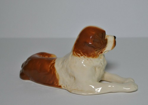 UNIQUE PORCELAIN Figurine DOG St Bernard - Picture 5 of 8