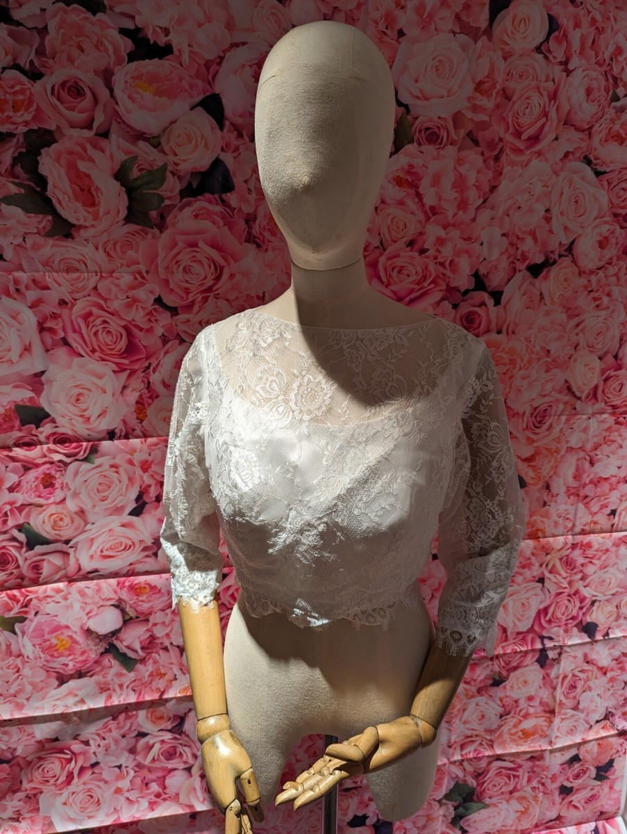 Ivory Lace Wedding Dress Topper, Cover Up, Bridal Wrap Stole Shrug