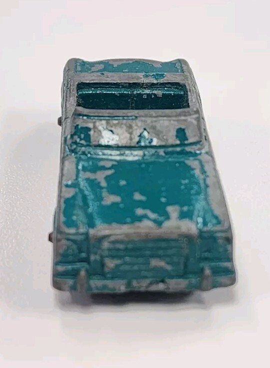 Picture 3 of 8