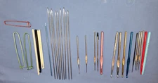 32 Vintage Knitting Needles Crochet Hooks Pins Susan Bates, Boye, Magnolia Etc.