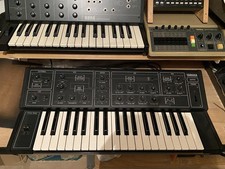 YAMAHA CS-5 ANALOG SYNTHESIZER