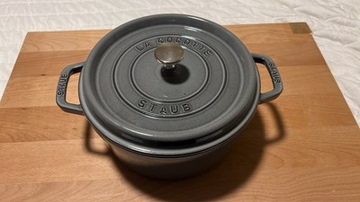 Staub Cast Iron 4 qt, Round, Dutch Oven,  Graphite Grey