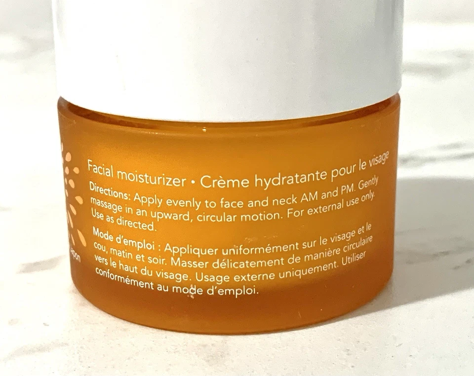 Crema Gel Iluminadora Ole Henriksen Truth C-Rush - 1,2 oz / 35 ml (#XX3) Foto 2 de 3