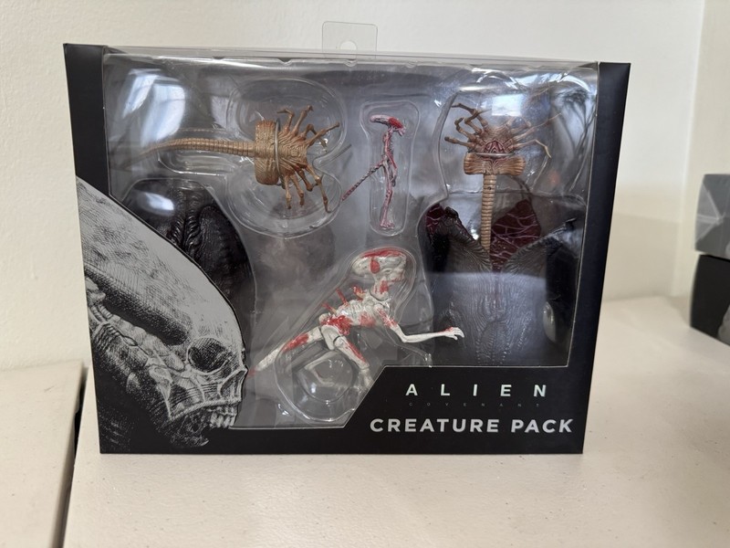 NECA Alien Covenant Creature Pack 2017