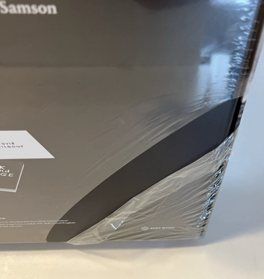 New David Gilmour "Luck and Strange" Deluxe LP Box Set CD BLU-RAY HC BOOK Sealed - Image 4 of 4