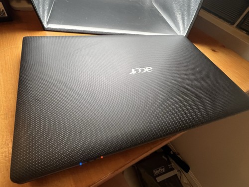 Acer Aspire 5750Z-4835 Portatile Aggiornato 256 SSD Windows 10 - Foto 5 di 9
