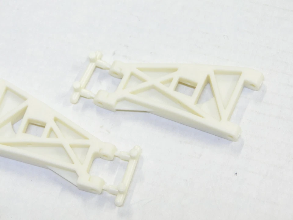 NEW ASSOCIATED RC10 89 MASAMI HIROSAKA EDITION Arms Front Wide Stealth WC AM1 - Image 2 of 3