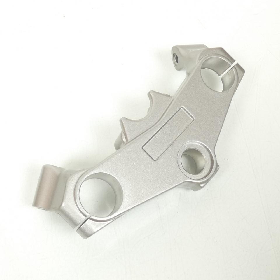 Té de fourche supérieur Rieju 50 RS2 pour corriger le jeu de direction