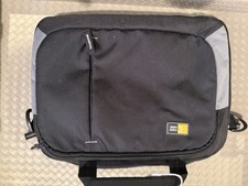 Case Logic 15 in Black Nylon Shoulder Messeng...